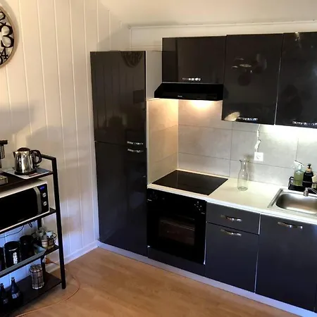 Cinema Apartment *